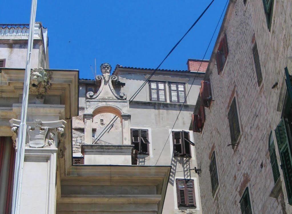 Apartment Sibenik Johnny'S Place Экстерьер фото